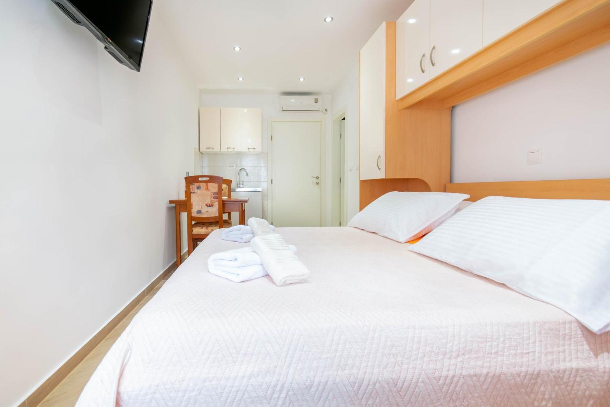 Studio Apartmani Dora Makarska Esterno foto