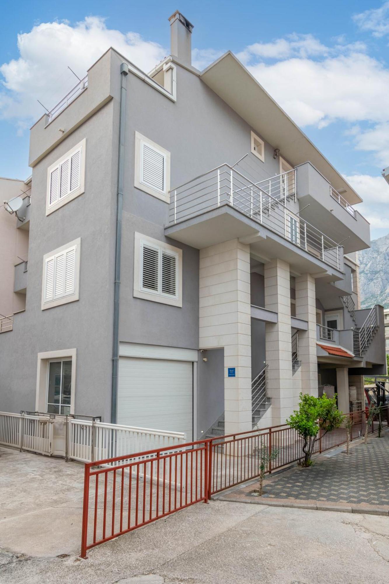 Studio Apartmani Dora Makarska Esterno foto