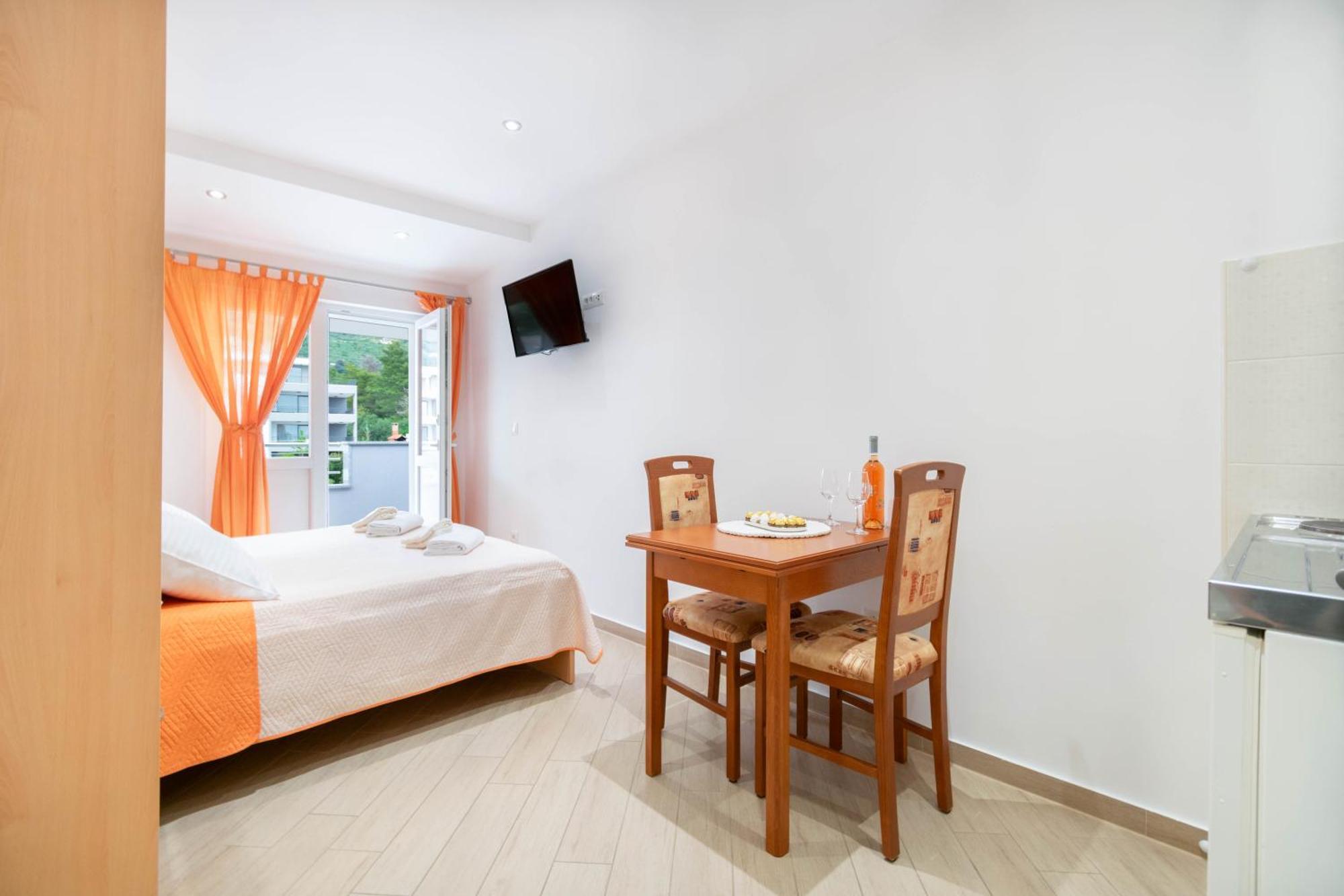 Studio Apartmani Dora Makarska Esterno foto