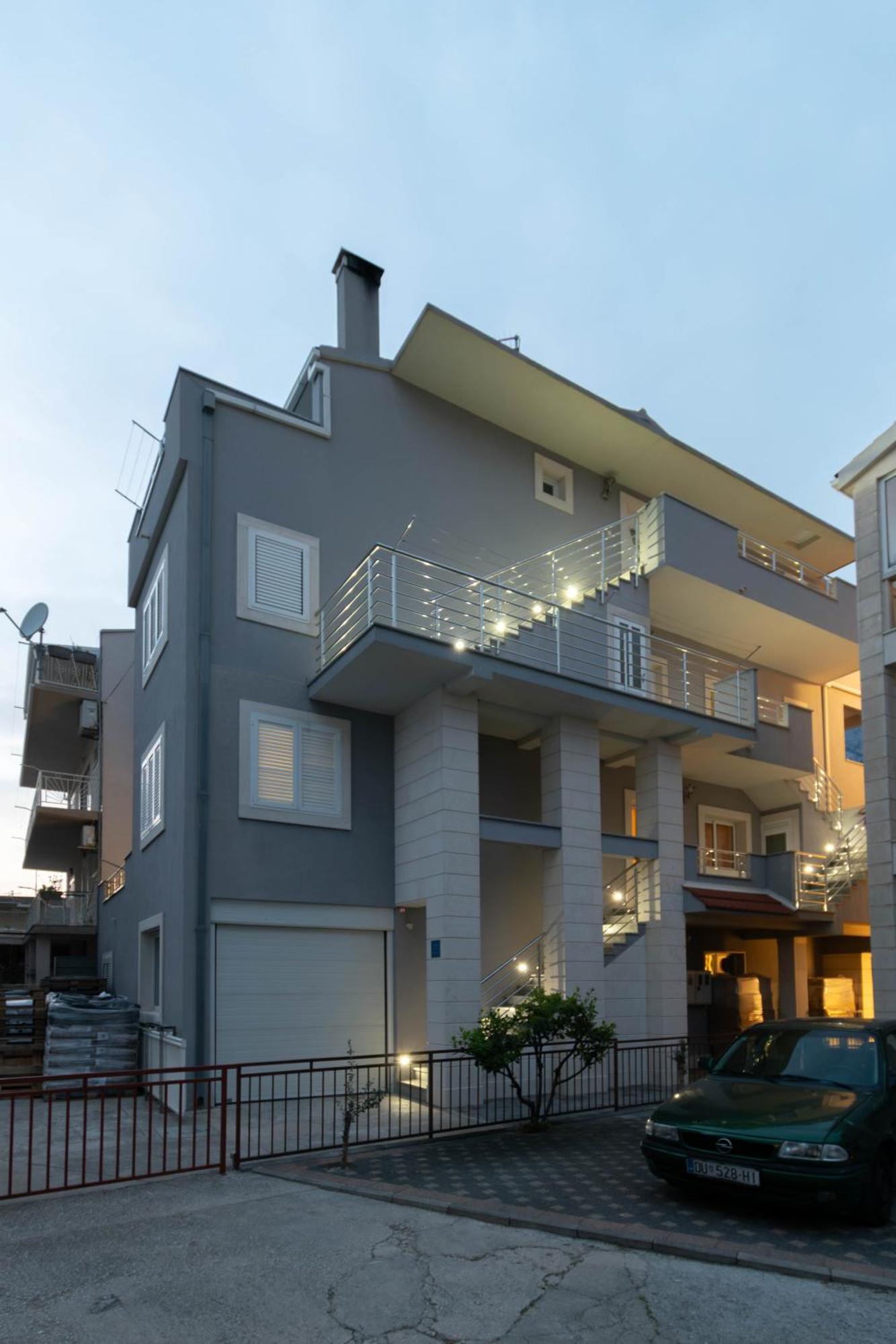 Studio Apartmani Dora Makarska Esterno foto