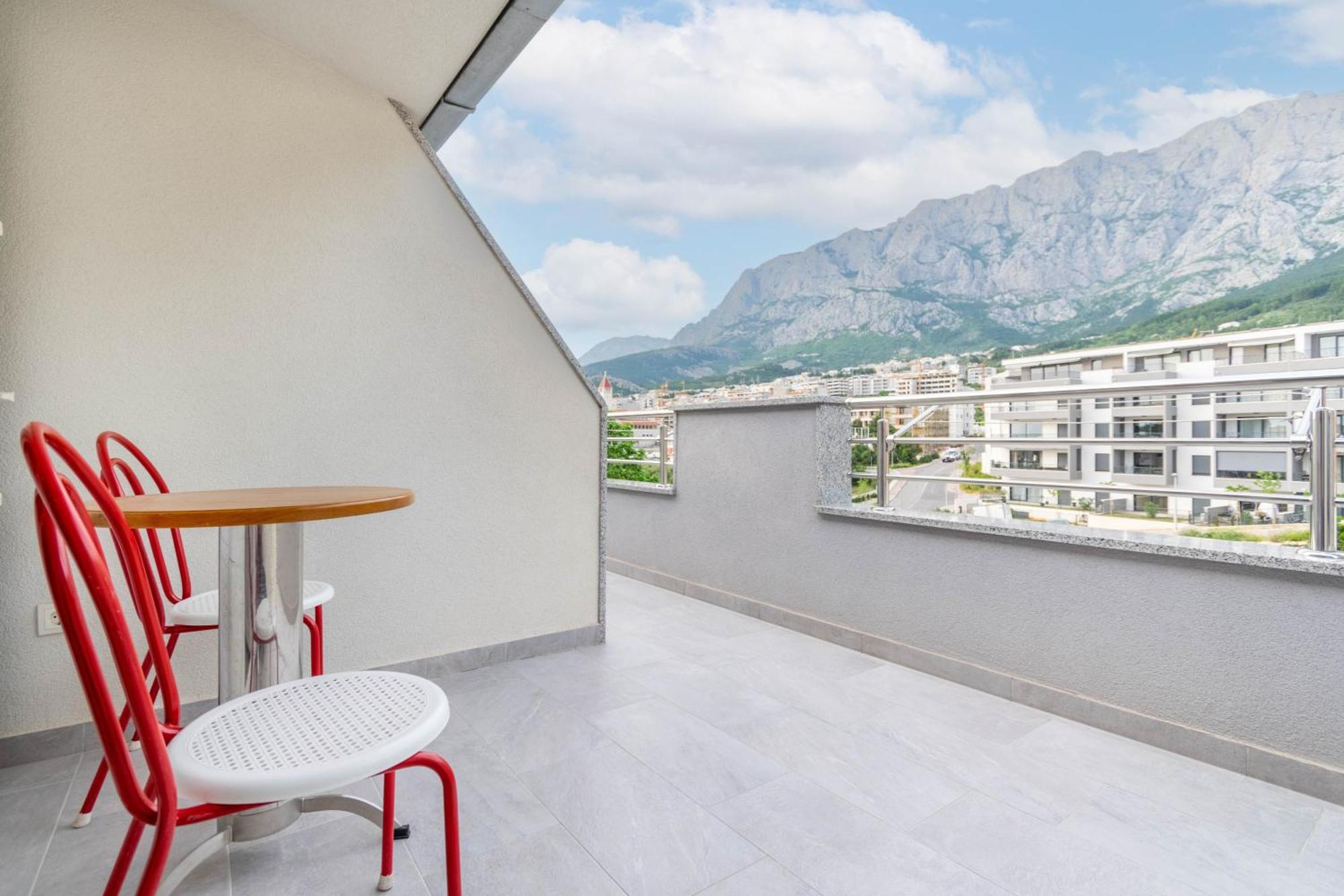 Studio Apartmani Dora Makarska Esterno foto