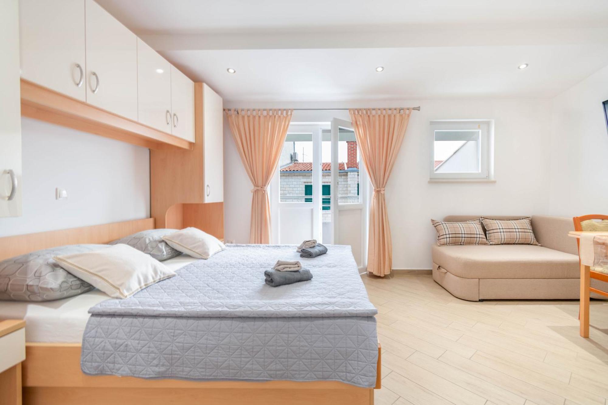 Studio Apartmani Dora Makarska Esterno foto