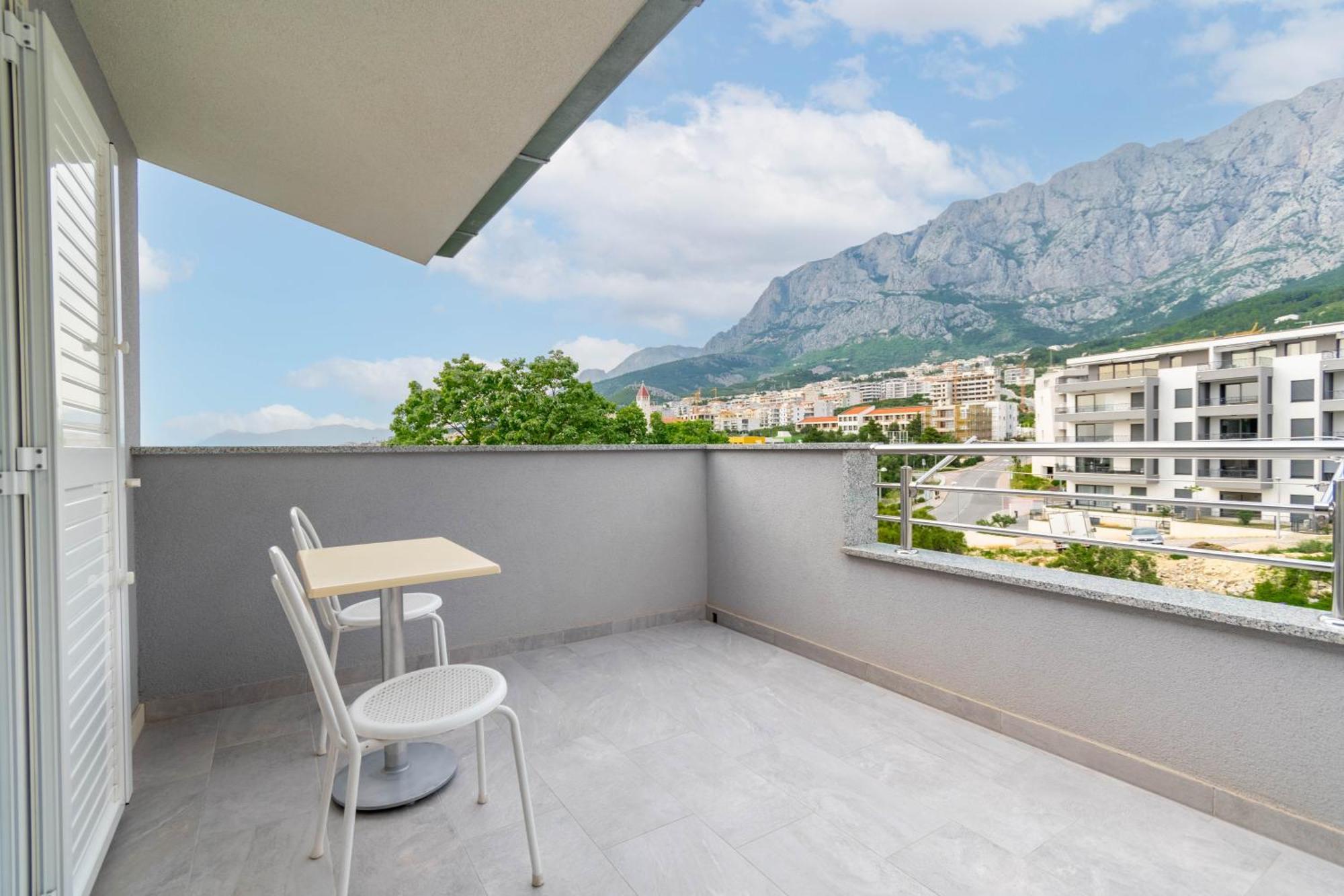 Studio Apartmani Dora Makarska Esterno foto